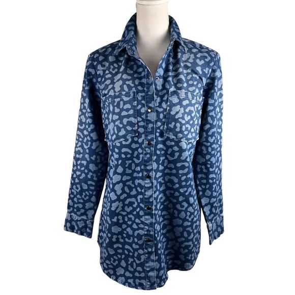 G.I.L.I. Cheetah Print Denim Button Front Shirt Small - Picture 1 of 10